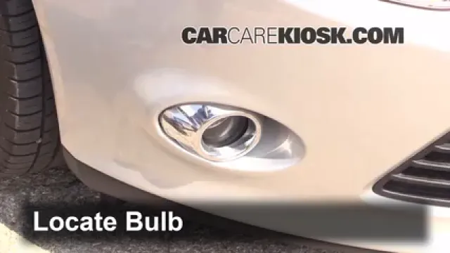 2013 Ford Focus SE 2.0L 4 Cyl. FlexFuel Hatchback Lights Fog Light (replace bulb)